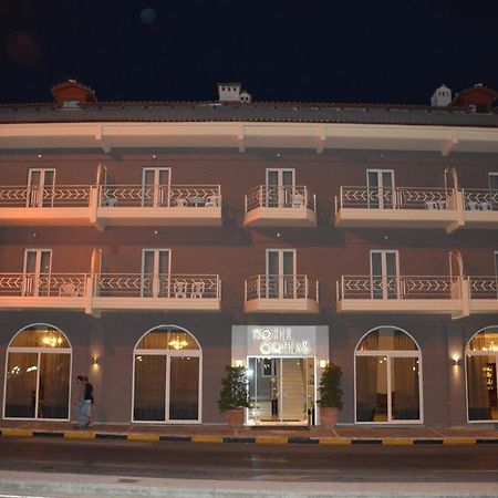 Hotel Orfeas Калампака Екстериор снимка