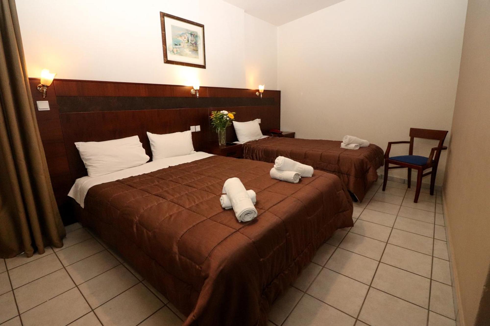Hotel Orfeas Калампака Екстериор снимка