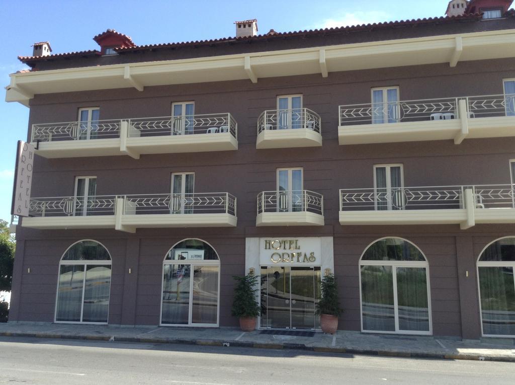 Hotel Orfeas Калампака Екстериор снимка