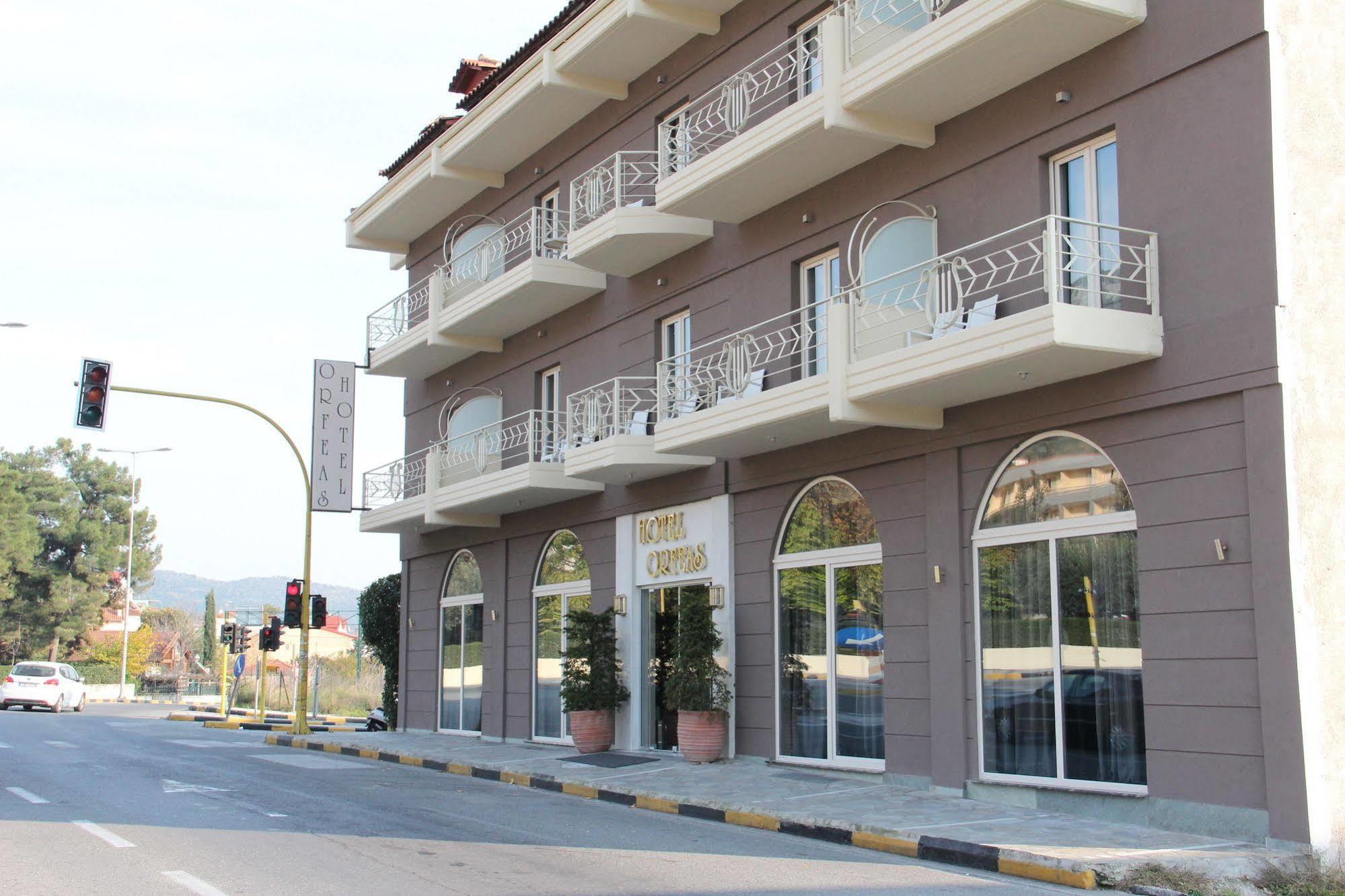 Hotel Orfeas Калампака Екстериор снимка