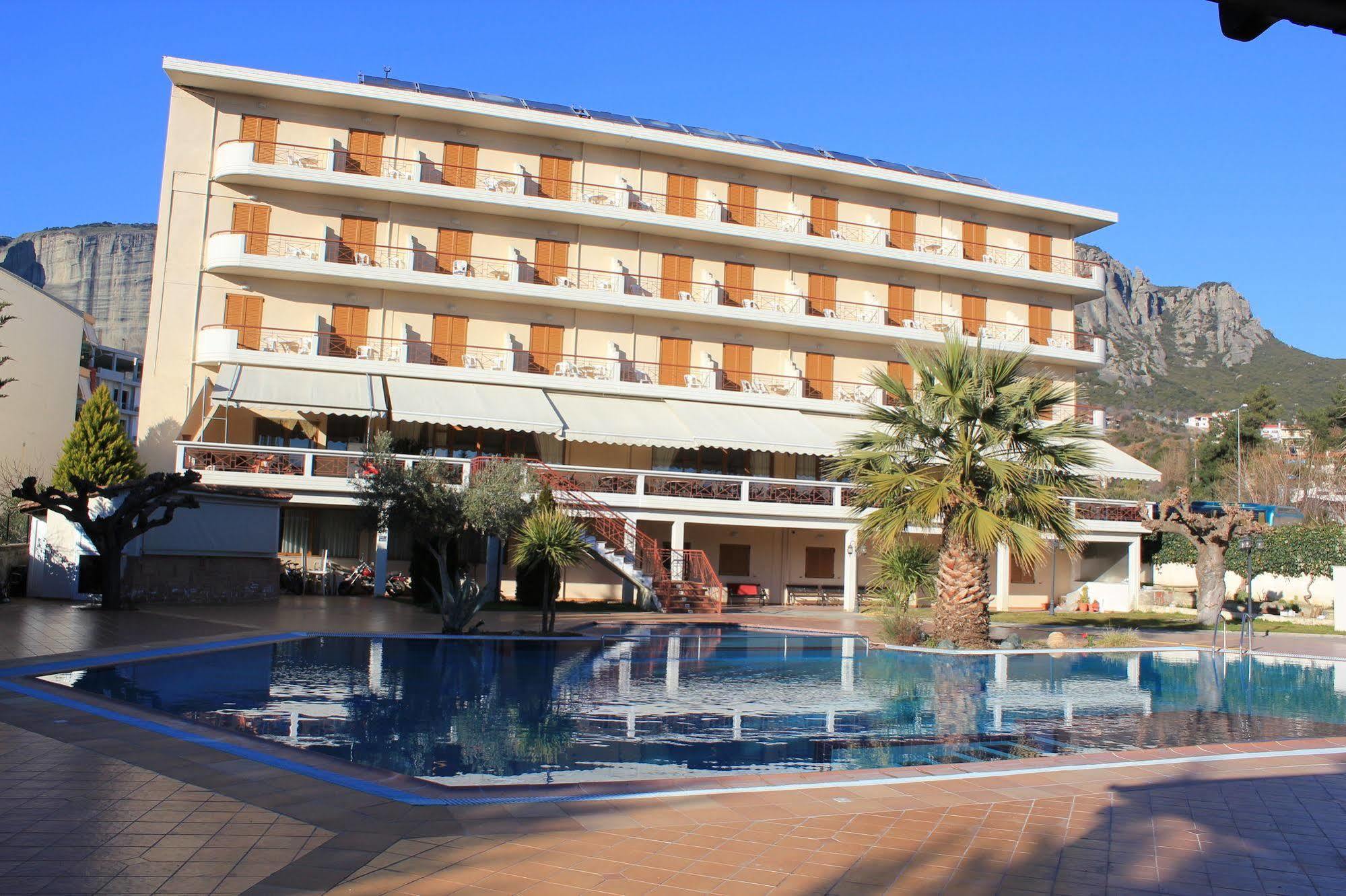 Hotel Orfeas Калампака Екстериор снимка